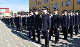 Încep înscrierile la postlicealele care pregătesc poliţişti, jandarmi şi pompieri/ Câte locuri sunt la Cluj