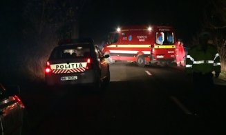 Cluj: Un șofer cu o alcoolemie record a "zburat" cu mașina în gardul unei case