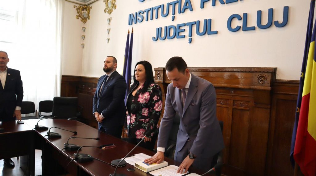 Noul subprefect al Clujului a depus jurământul. Cui i-a mulțumit pentru numirea în funcție
