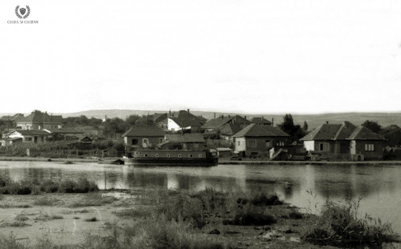 Lacul 1 din Gheorgheni, cu ,,șalupa" lui Perijoc