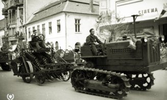 Defilare cu ocazia sărbătoririi Zilei Internaționale a Muncii, 1959