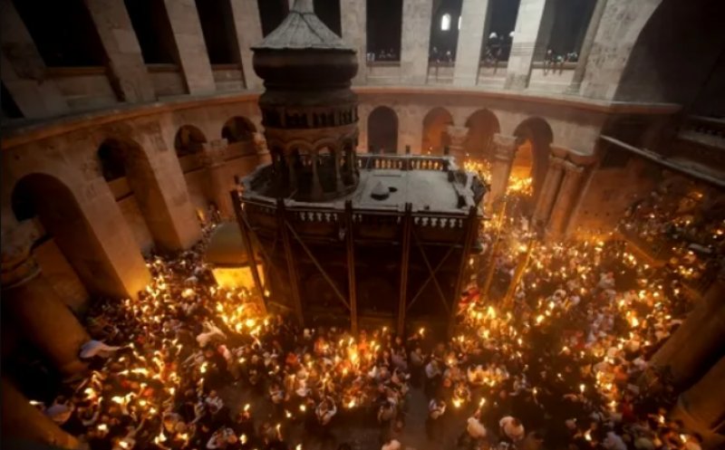 Miracolul Luminii Sfinte de la Ierusalim. Când va ajunge în România