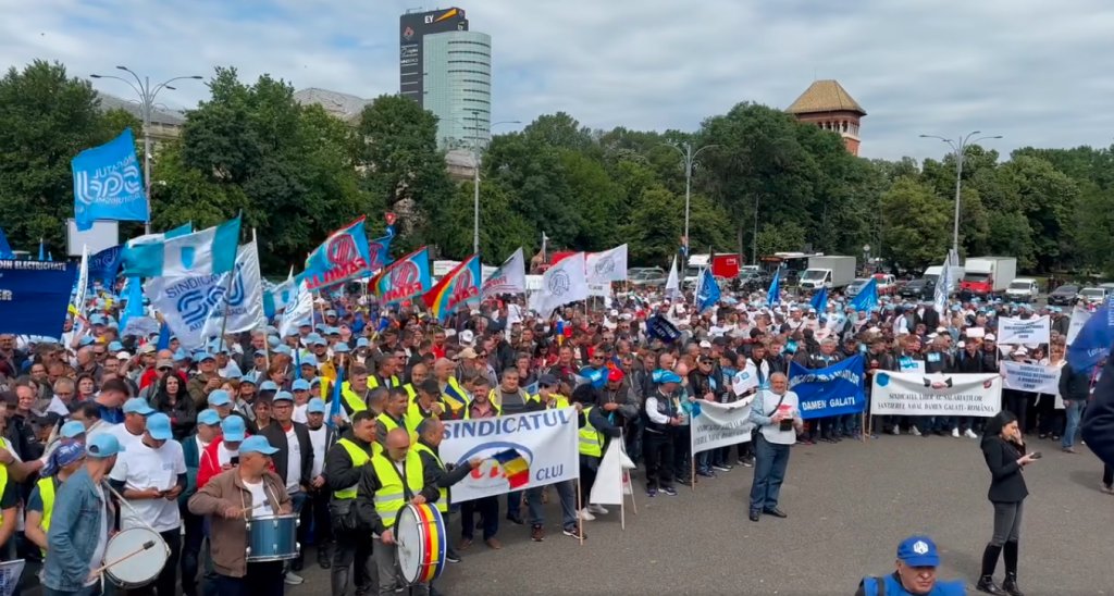 Blocul Naţional Sindical atrage atenţia asupra sistemului salarial din România. BNS: Cele mai mici 40% din salarii depășesc cu doar 62 lei salariul minim