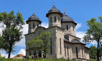 Satul din Ardeal, unic în România pentru drumul și biserica din marmură