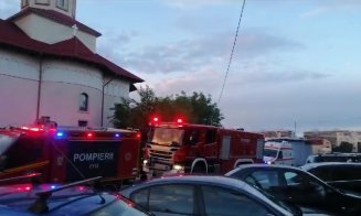 INCENDIU într-un apartament din Cluj-Napoca din cauza unei oale uitate pe foc. Un bărbat a fost găsit mort