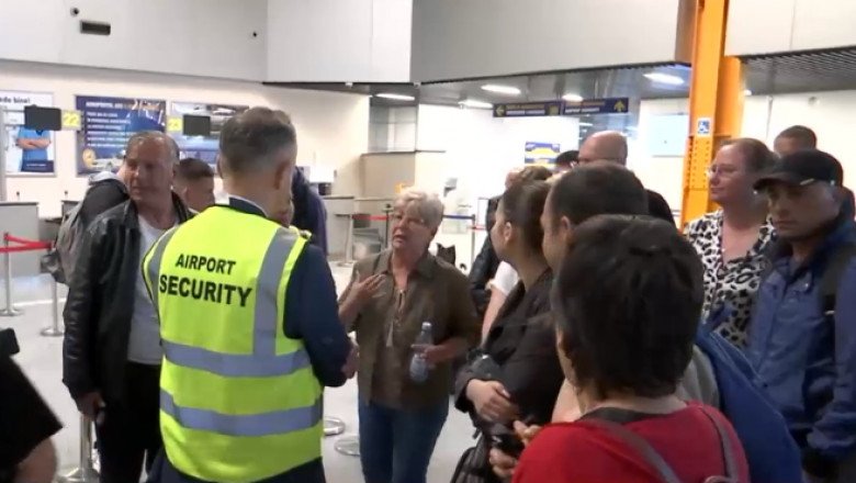 Mai mulți clujeni au ratat zborul spre Paris. Scanerele pentru verificarea bagajelor s-au defectat