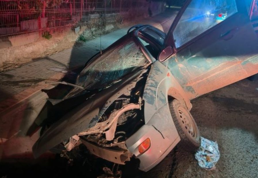 Bărbatul decedat în accidentul din Dej conducea fără permis de conducere și folosea plăcuțe de înmatriculare false