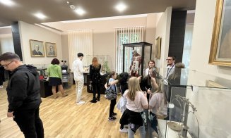 Peste 1200 de vizitatori la Muzeul Școlii Medicale Clujene, în doar câteva ore