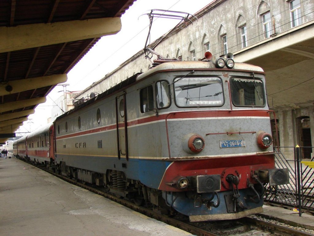 CFR anunță modificări în circulația trenurilor din cauza lucrărilor. Află care sunt rutele afectate în Cluj