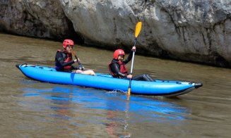 O plajă din Apuseni, la 100 km de Cluj, te duce cu gândul în Thailanda / Relaxare într-un colţ de rai, la pachet cu o priveliște superbă