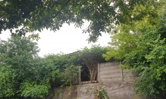 Prăvale gardul în Cluj-Napoca / Pericol pentru elevii care merg la şcoală