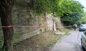 Prăvale gardul în Cluj-Napoca / Pericol pentru copiii care merg la şcoală