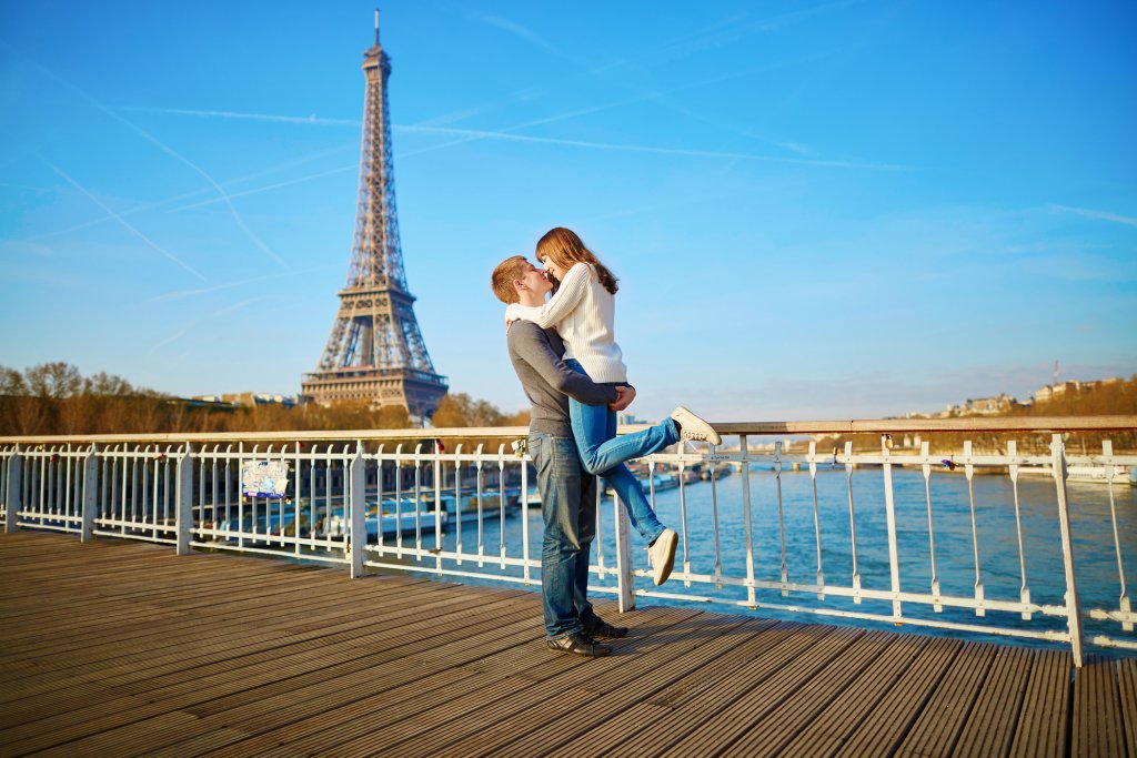 Scumpiri în orașul dragostei. Cât vor costa biletele la Turnul Eiffel