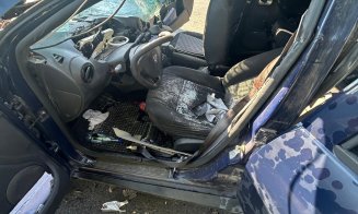 ACCIDENT grav provocat de un bolovan desprins de pe un versant / Șofer în stare gravă, transportat cu elicopterul SMURD