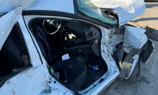 Cluj: Accident GRAV între un camion și două mașini. Doi bărbați, transportați la spital / Trafic BLOCAT