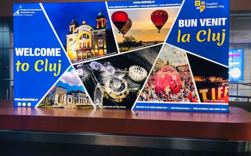 Spaţii publicitare cu închiriere imediată, la Aeroportul Cluj: "Zilnic, peste 9.000 de pasageri sunt cu ochii pe afacerea ta!"