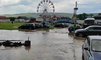 S-au rupt norii în Florești. Inundații mari pe străzile comunei