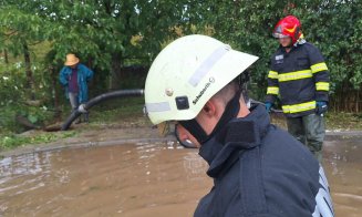 Furtuna de COD ROŞU: Sute de gospodării afectate de grindină și vijelie