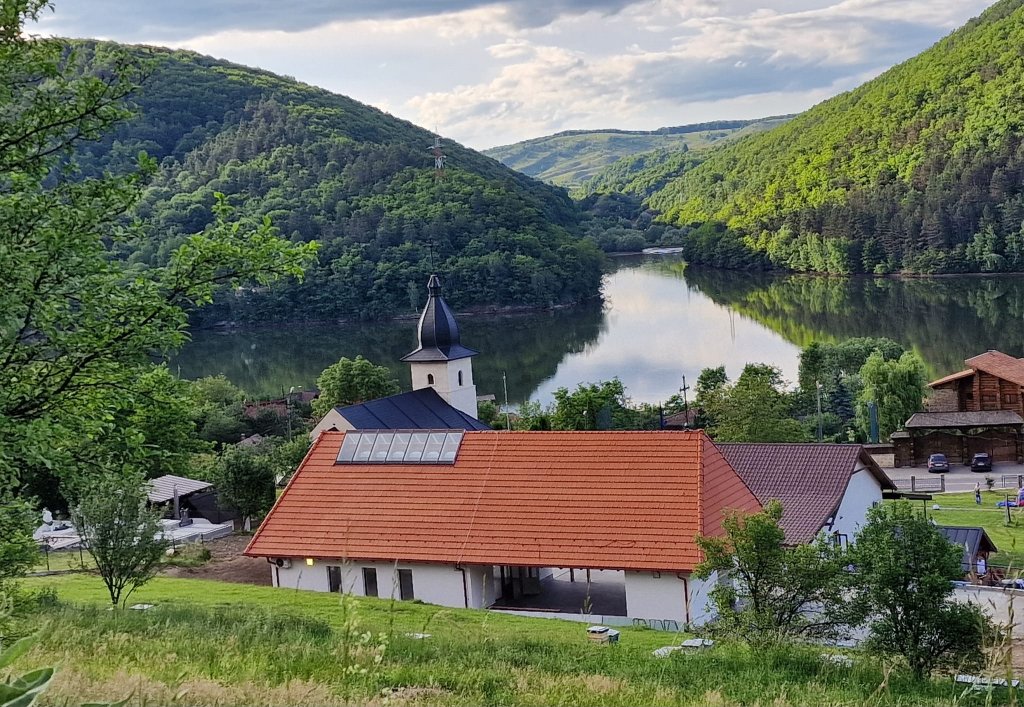 Aşa DA! Arhitectură rurală de calitate în judeţul Cluj / Claudiu Salanţă: "Felicit şi comunitatea oamenilor cu suflet bun"