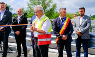 Inaugurare electorală: Pod peste Someş fără drumuri de acces