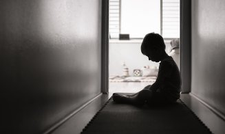 Raport îngrijorător: Numărul cazurilor de violenţă domestică împotriva copilului, în creştere în România