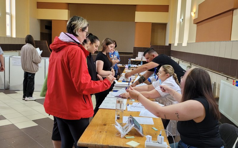 ALEGERI 2024. Prezența la vot la ora 16.00: S-a trecut de 30% la nivel național/ Procentul la Cluj