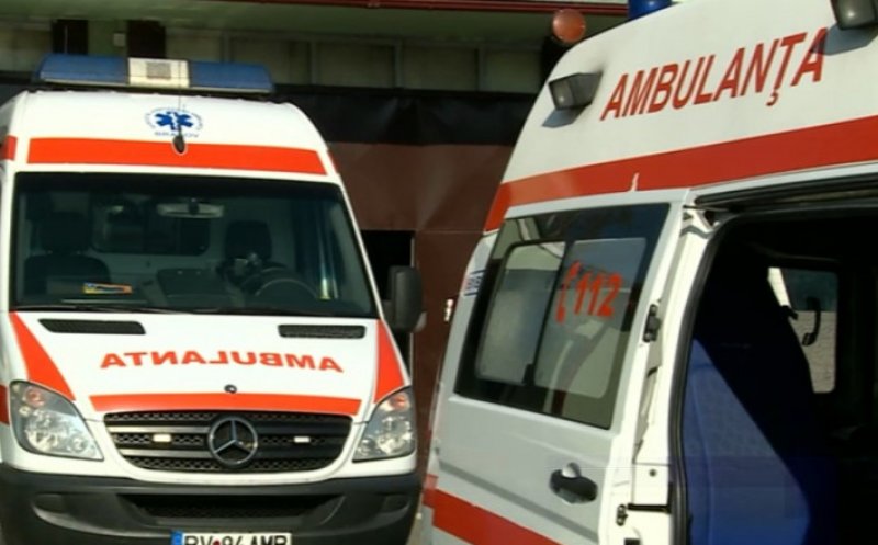Femeie lovită de un TIR într-o comună din Cluj. Victima, transportată de urgență la spital