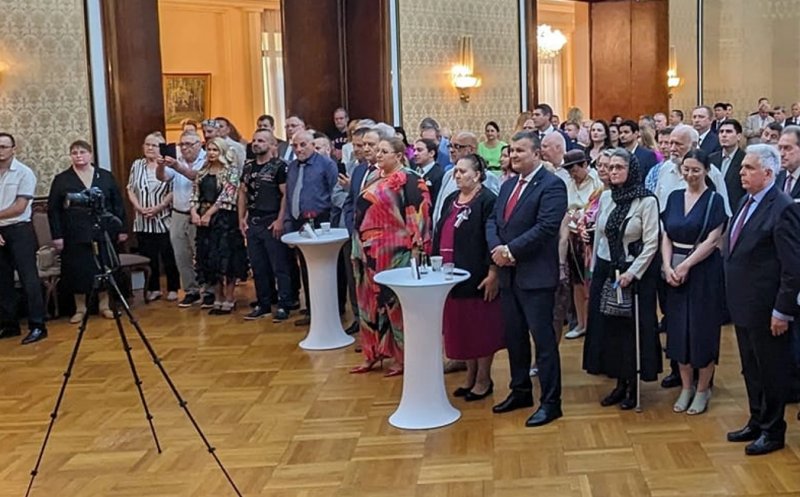 La două zile după ce a fost aleasă europarlamentar, Şoşoacă a participat la un eveniment la Ambasada Rusiei