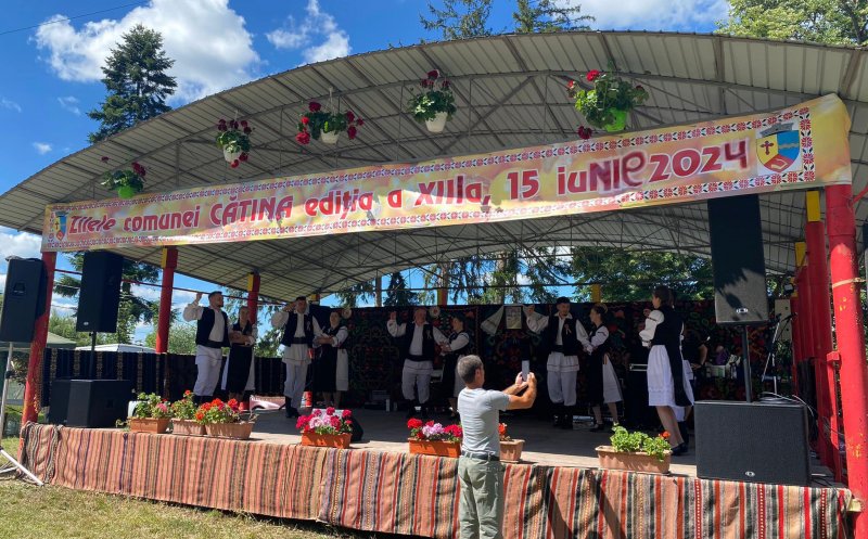 Zi de petrecere într-o comună clujeană: „Evenimentul a fost un succes, lăsând în urmă amintiri prețioase pentru toți cei prezenți”