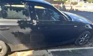 Au fost VANDALIZATE pe Frunzişului toate maşinile care NU au numere de Cluj / "Problema nu e că am parcat pe trotuare, ci ca suntem vinituri"