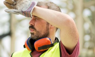 Inspecția Muncii va controla dacă firmele își feresc angajații de caniculă. Cât sunt amenzile în caz de neconformare
