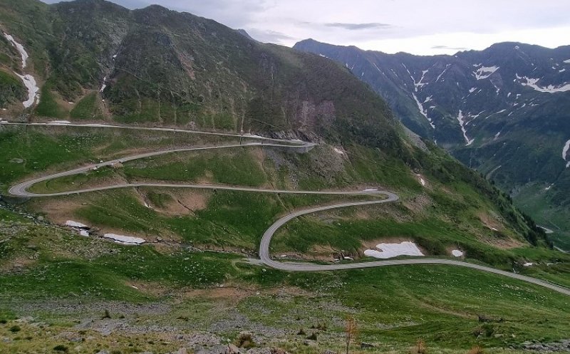 Transfăgărășanul se închide temporar în Lunea Rusaliilor. Când se reia circulația pe cel mai spectaculos drum din România