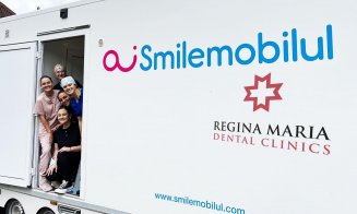 Cabinetul stomatologic mobil: Voluntarii de la UMF au efectuat GRATUIT consultații stomatologice, igienizări, extracții, obturații și sigilări