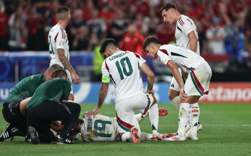 Vești noi despre starea fotbalistului Barnabas Varga. Atacantul naționalei Ungariei a fost operat