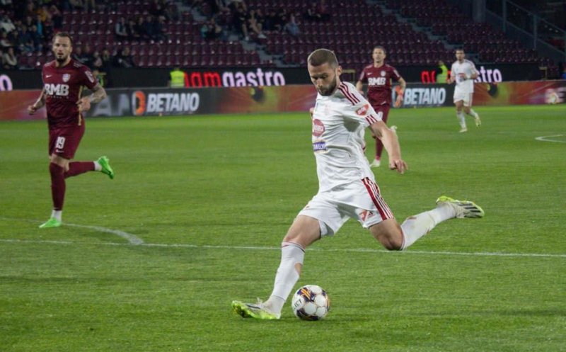 CFR Cluj nu a renunțat încă la atacantul de play-off dorit cu insistență de Dan Petrescu