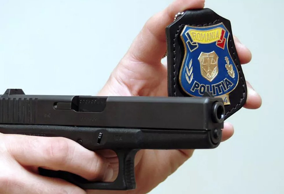 ANGAJĂRI la stat: 1.053 de posturi în Poliţia Română, scoase la concurs