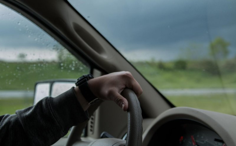 Schimbări în legislația rutieră: Noi reguli pentru filmările din trafic și introducerea unui indicator nou