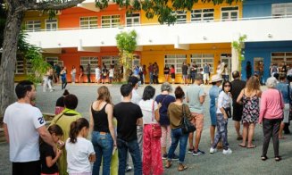 Francezii își votează astăzi noul Parlament. Care este formațiunea favorită, conform sondajelor