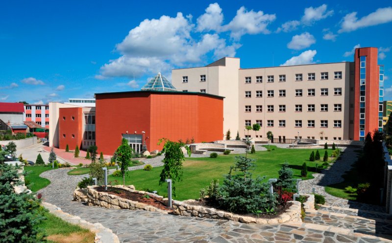 Au început înscrierile la concursul de admitere la UMFIH pentru anul universitar 2024-2025