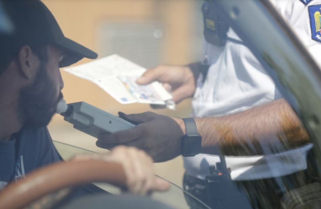 Legislația rutieră a fost modificată și intră în vigoare din 9 iulie. Ce riscă cei care refuză testarea privind consumul de alcool sau de droguri