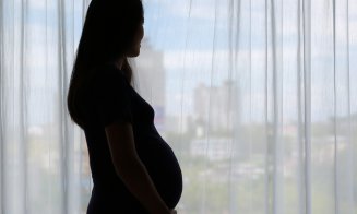 România, ţara care are cea mai tânără bunică. La 23 de ani are copii cu copii / Fetiţe cu sarcini la 12 ani