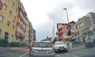 Clujul pe contrasens: "De unde a apărut ăla?" / "Bombardier!" / "Asta îi schema ț"