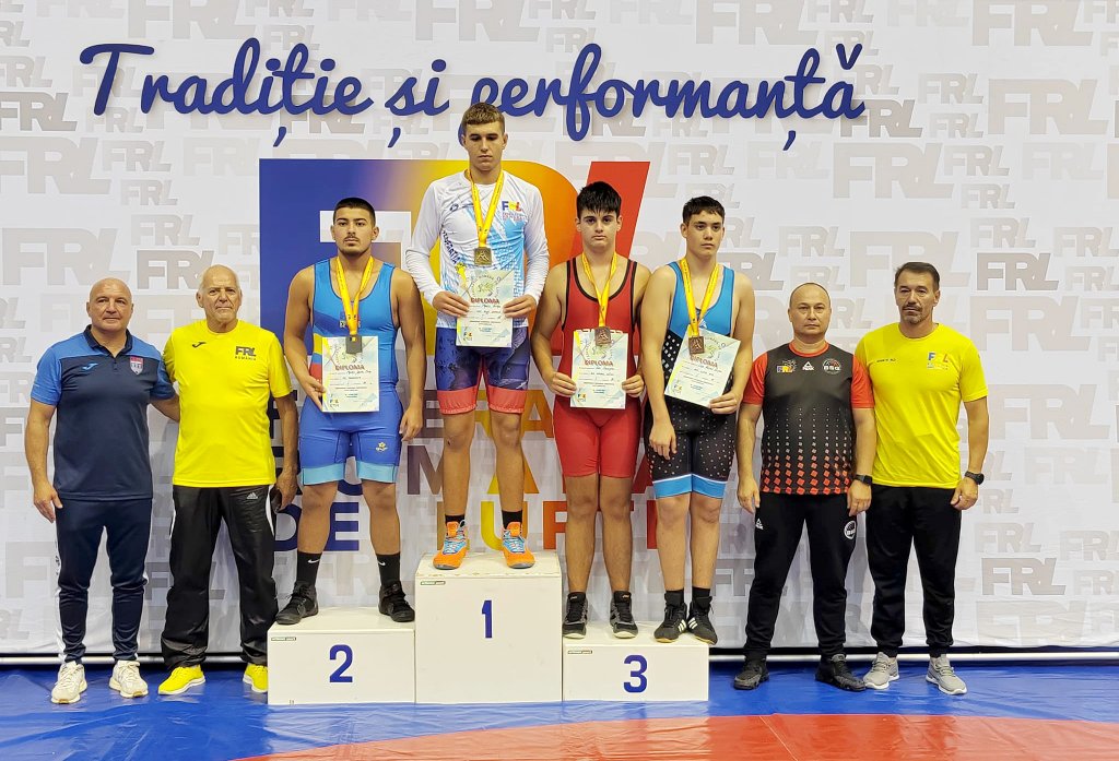 CSM Cluj, locul 1 pe ţară la lupte, cu 4 medalii de aur şi una de argint la Campionatul Național Invididual U15