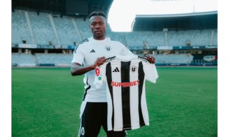 Încă un atacant transferat de „U” Cluj. Cine este Franck Tchassem