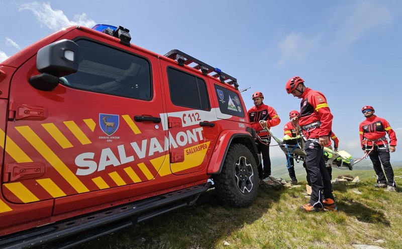Om găsit mort de salvamontiști. Câte apeluri pentru intervenție au venit de la Cluj