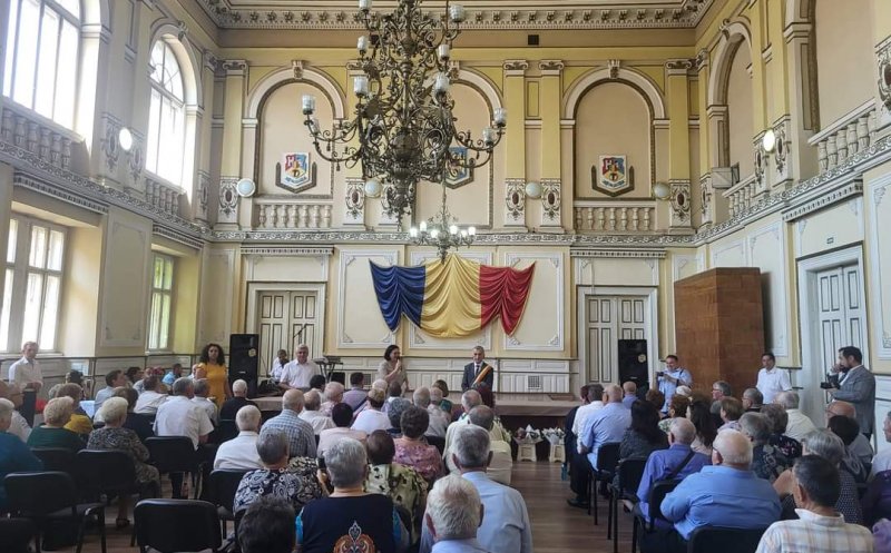 A 3-a zi de sărbătoare pentru Dej a continuat azi cu celebrarea Nunților de Aur