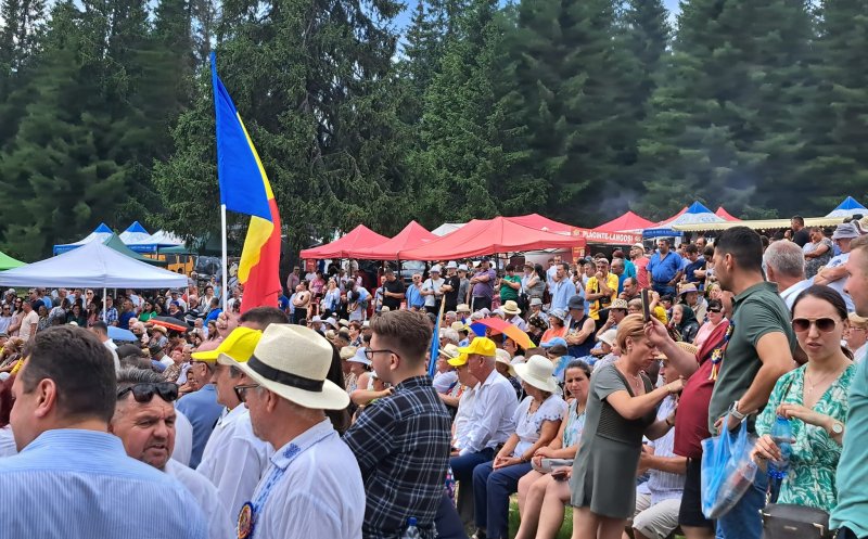 Mii de oameni au participat la tradiționala sărbătoare de la Crucea Iancului
