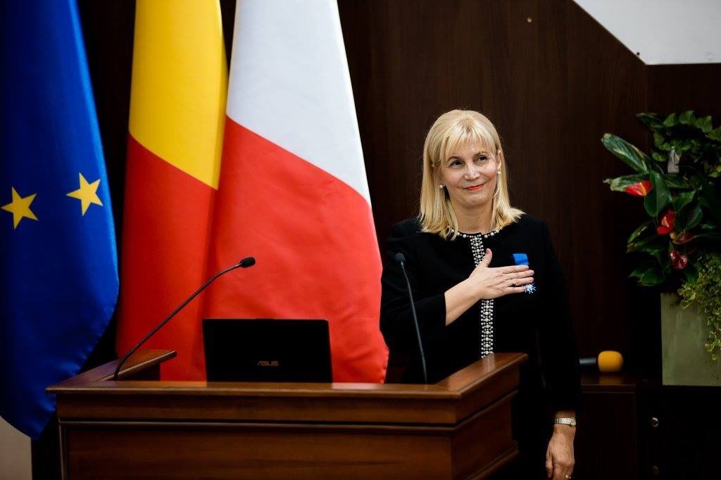 Rectorul UMF Cluj, Anca Buzoianu, a primit Ordinul Național de Merit în grad de Cavaler de la statul francez