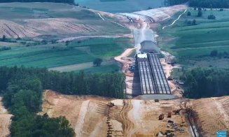 Imagini noi de pe A3, Zimbor-Poarta Sălajului. Cum merge treaba pe șantierul lui UMB în plină vară