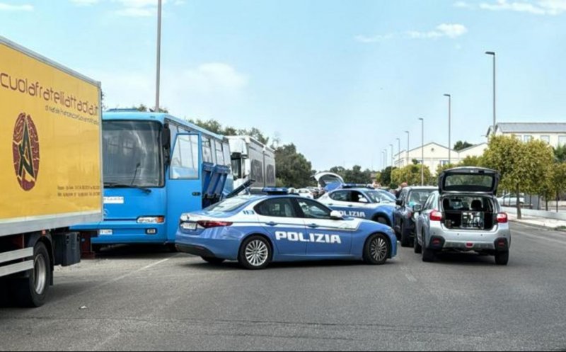 Român găsit mort în portbagajul unui autobuz din Italia / Stadiu avansat de descompunere